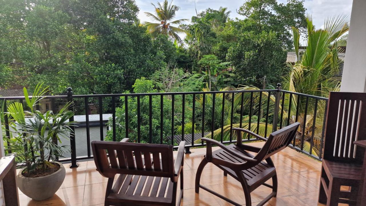 Hotel Chill Hill Hikkaduwa Esterno foto