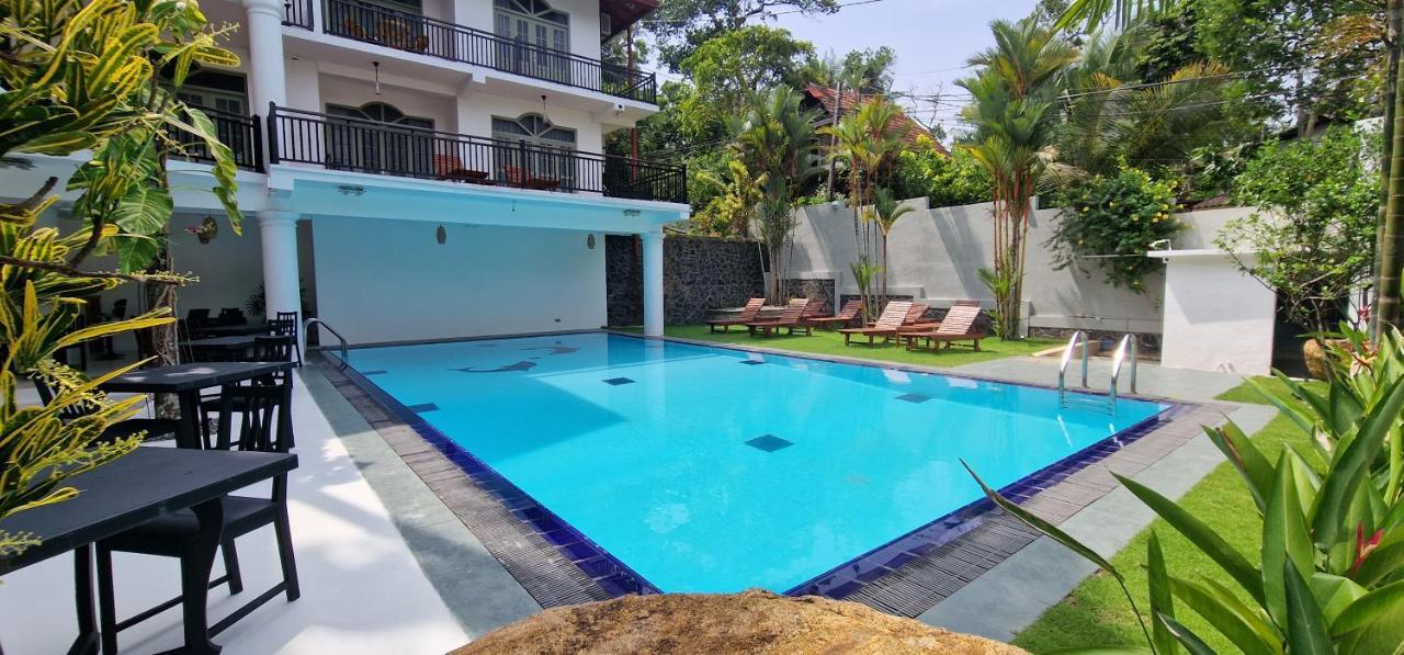 Hotel Chill Hill Hikkaduwa Esterno foto