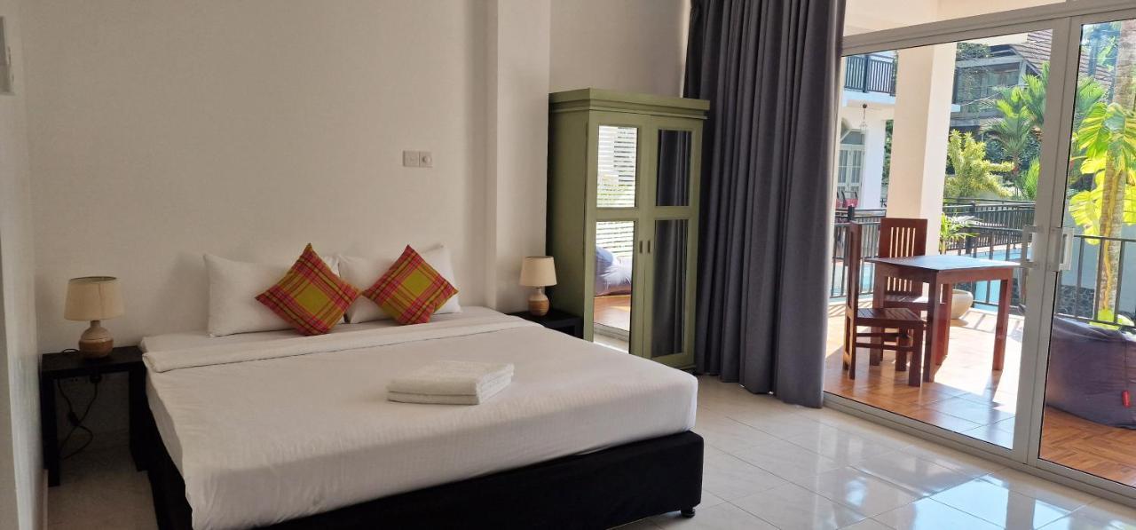 Hotel Chill Hill Hikkaduwa Esterno foto