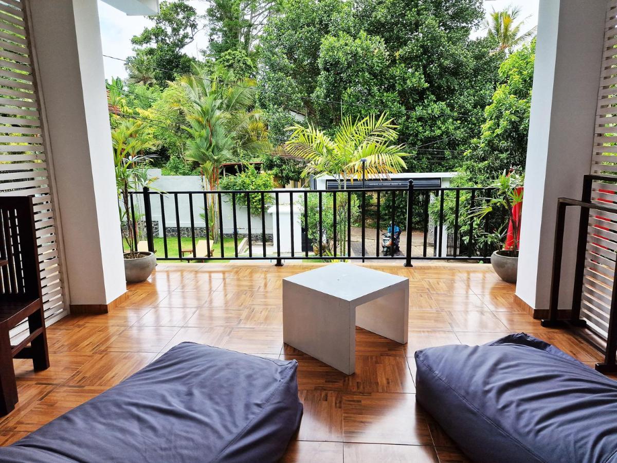 Hotel Chill Hill Hikkaduwa Esterno foto